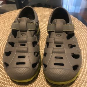 Boys Stride Rite sandals or water shoes 10